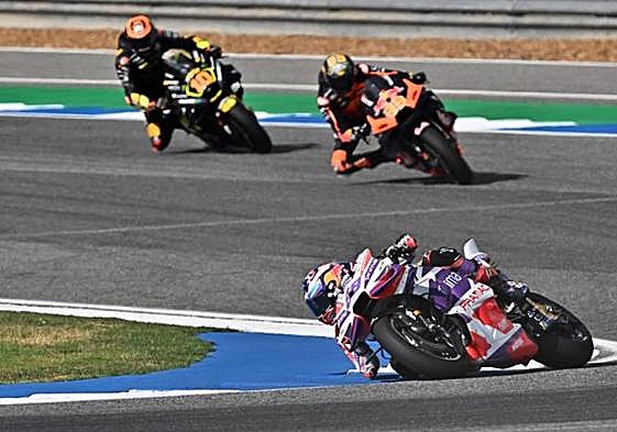 Otro sábado en la oficina de Jorge Martín