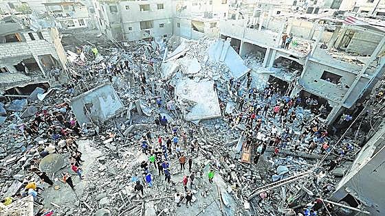 El pánico a las bombas atenaza a los civiles y les deja paralizados en el norte de Gaza