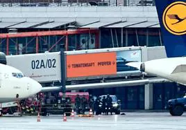 Acusan de toma de rehenes y secuestro al hombre que forzó el cierre del aeropuerto de Hamburgo