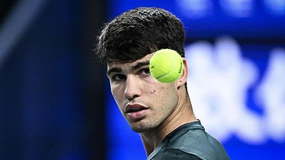 Alcaraz se enfrentará a Medvedev, Rublev y Zverev en Turín