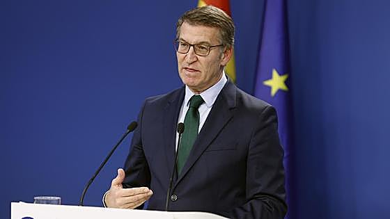 Feijóo acusa a Sánchez de «capitular» ante Puigdemont y ejecutar «un ataque sin precedentes» a la democracia
