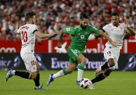 Sevilla y Betis empatan en otro vibrante derbi