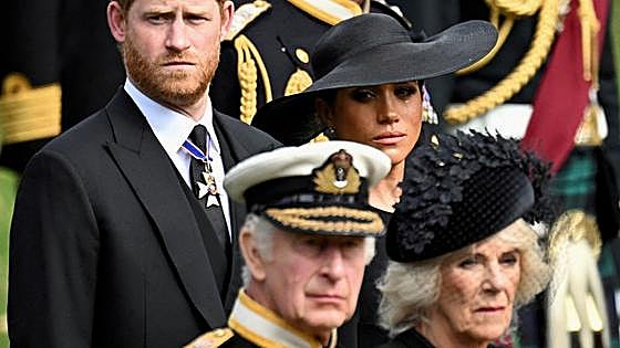 La videollamada de Harry y Meghan a Carlos III por su 75 cumpleaños
