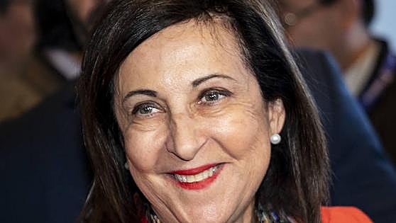 Robles, la ministra apagafuegos mejor valorada