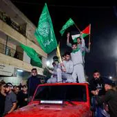 Los liberados palestinos agradecen a «Hamás y los mártires» su salida de prisión