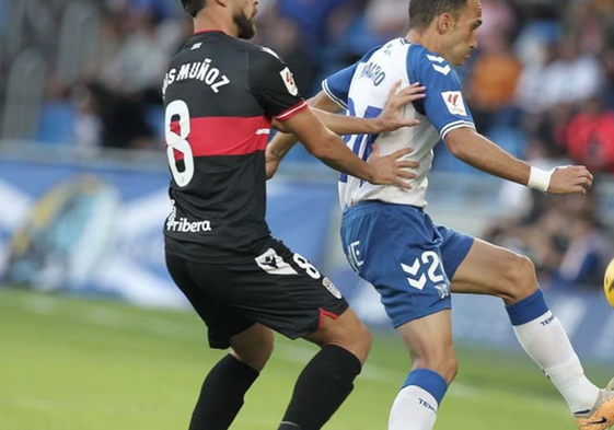 El Tenerife salva un punto 'in extremis' ante un Cartagena que se hunde