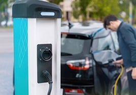 Existen grandes islas en las que no se dispone de puntos de recarga pública parq coches eléctricos