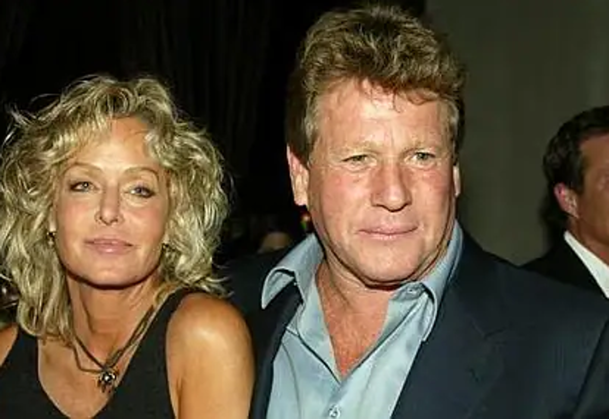 Ryan O'Neal y Farrah Fawcett en 2003.