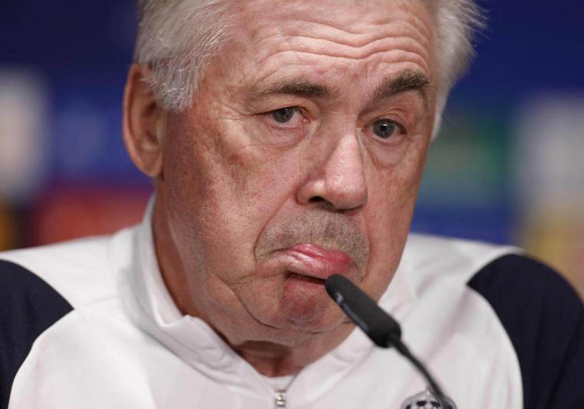 Carlo Ancelotti, durante la rueda de prensa en el Olympiastadion.