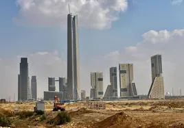 La espectacular y futurista megalópolis que construye Egipto tendrá el rascacielos más alto de África.