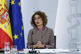 La vicepresidenta cuarta y ministra de Hacienda, María Jesús Montero.