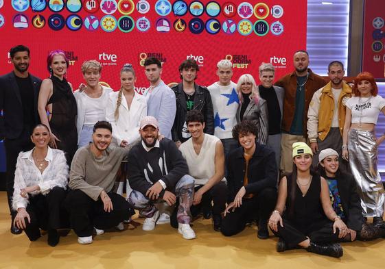 Foto de familia con todos los aspirantes del 'Benidorm Fest'.