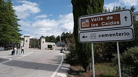 El Gobierno recurrirá la paralización de las exhumaciones en el Valle de los Caídos