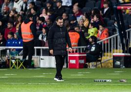 Xavi, durante el duelo entre Barça y Almería.