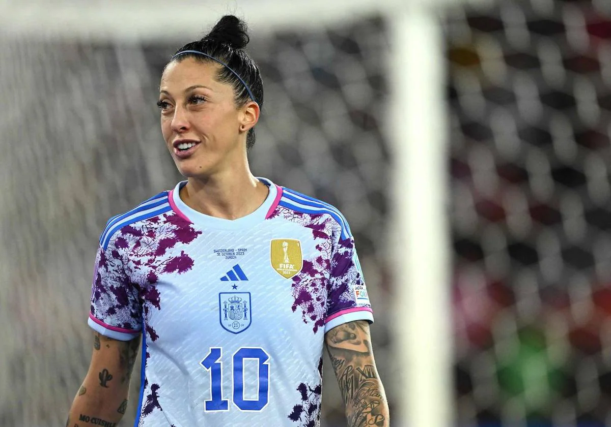 Jenni Hermoso, durante un partido de la selección española.