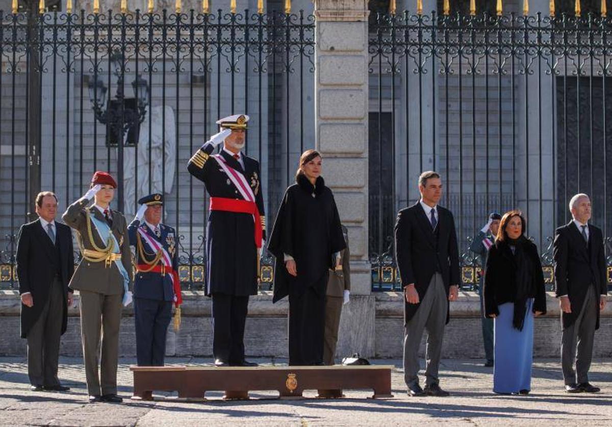 Los Reyes han presidido este sábado la ceremonia de la Pascua Militar en el Palacio Real de Madrid.