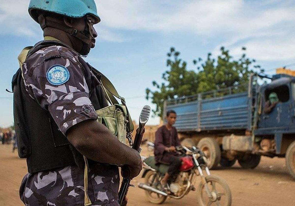 Fuerzas de paz de la ONU patrullando la región de Menaka en el noreste de Malí.