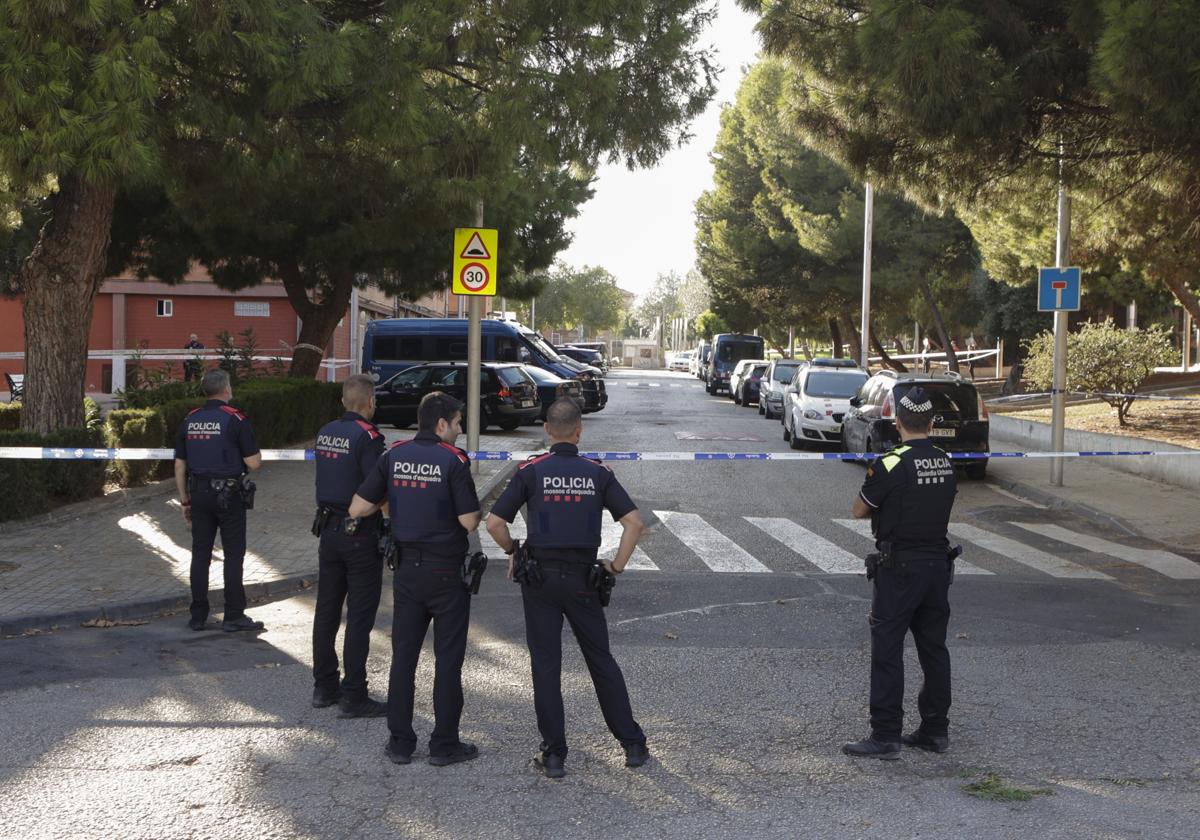 Varios agentes de los Mossos d'Esquadra