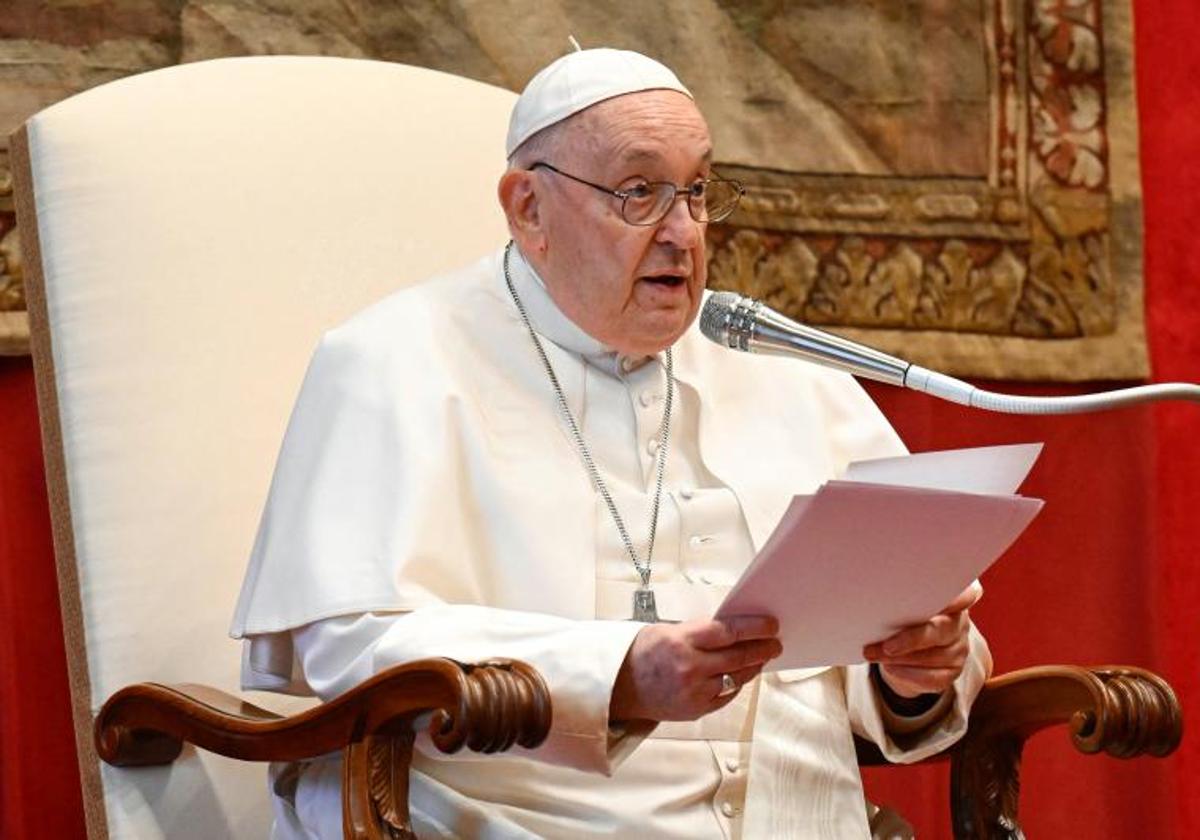 Polémica en el Vaticano por la descripción del orgasmo que hace el libro de un cardenal