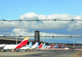 Pista de aterrizaje del aeropuerto de Barajas Adolfo Suárez, principal puerta de España con 50 millones de usuarios al año.
