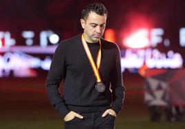 Xavi Hernández, cabizbajo tras la final de la Supercopa de España.