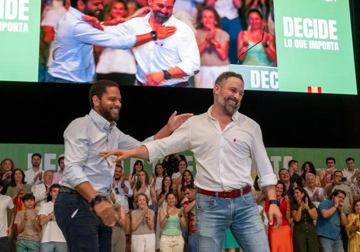 Santiago Abascal e Ignacio Garriga.