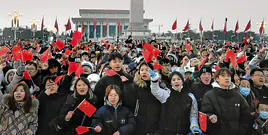 Jóvenes chinos, durante una concentración en Pekín.