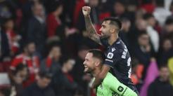 La visita de Brais a Vigo: "Cuando te silba tu gente no entiendes nada"