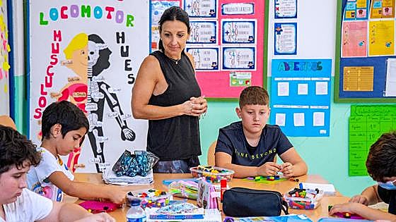 Profesores y padres creen que el plan del Gobierno no resolverá el problema educativo