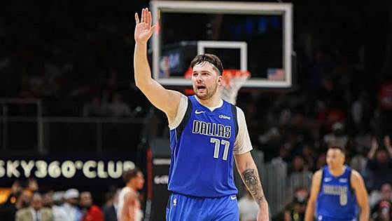 Luka Doncic hace historia en la NBA anotando 73 puntos en un partido