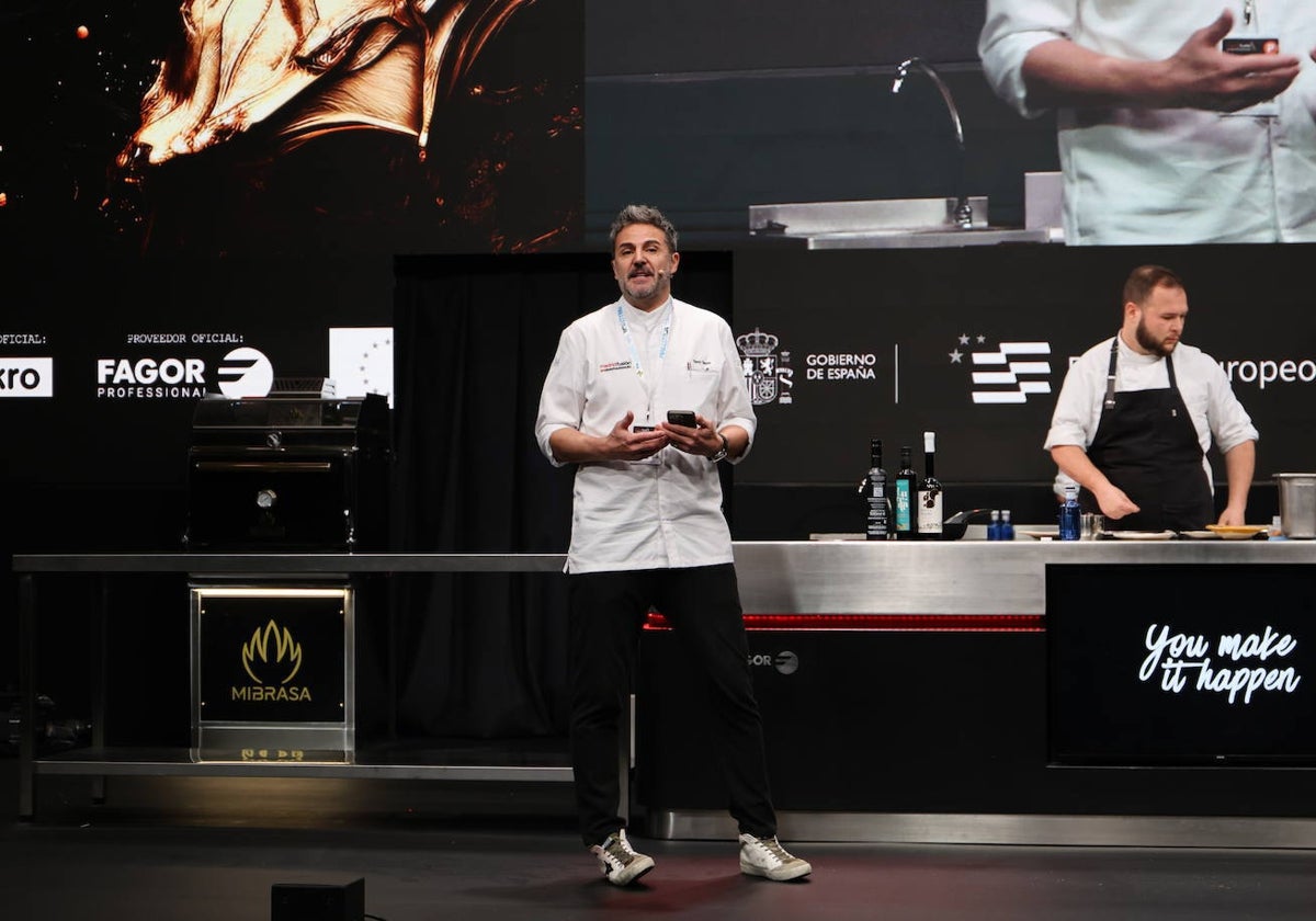 El chef Santi Taura en Madrid Fusión Alimentos de España.