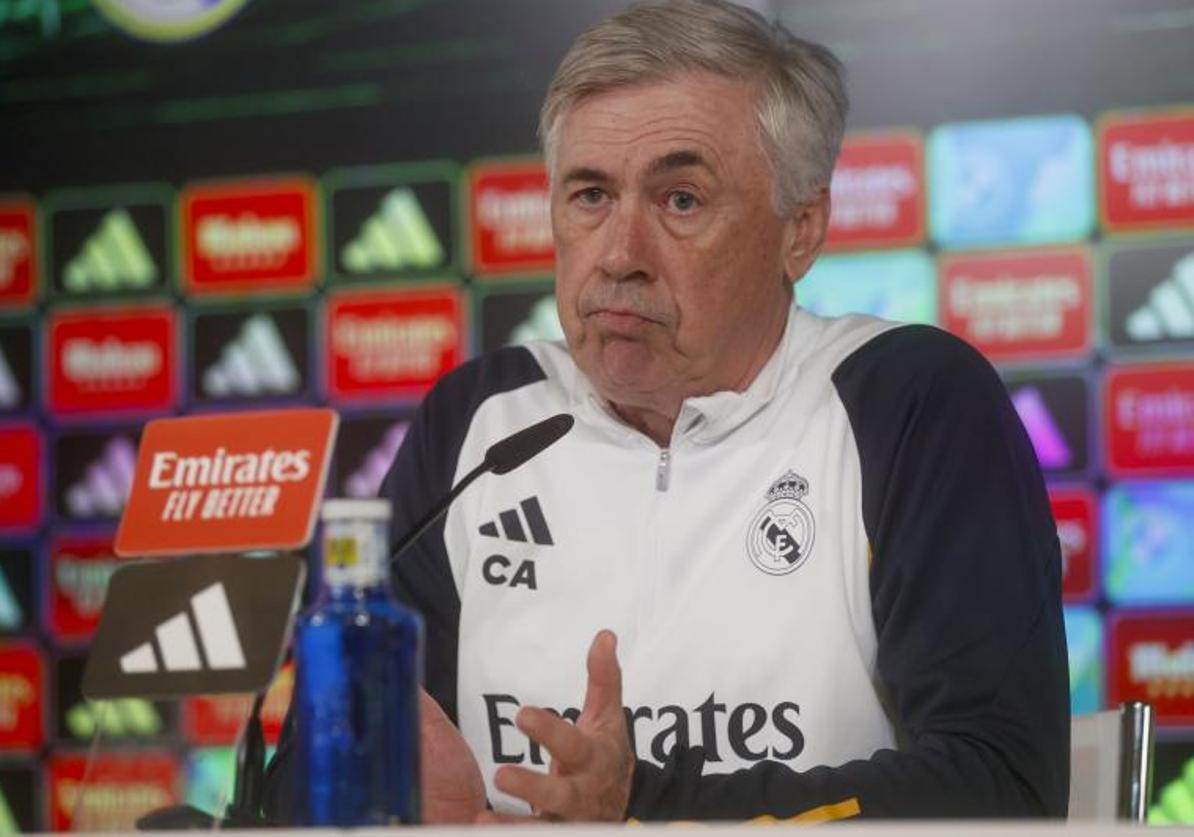 Carlo Ancelotti, durante la rueda de prensa.