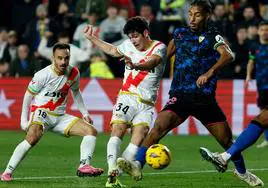 Triunfo valioso del Sevilla en Vallecas para no descender