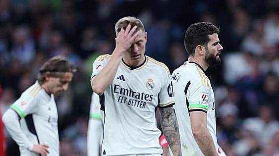 El derbi desnuda la temeraria inacción del Real Madrid en el mercado