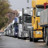 Puente garantiza la circulación a los transportistas pese a las protestas