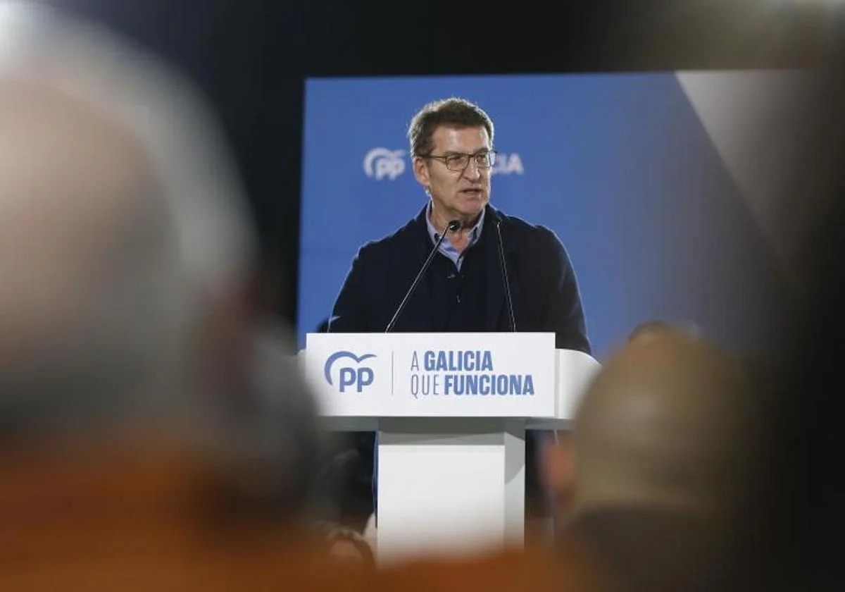 El presidente del PP, Alberto Núñez Feijóo, durante el acto electoral en Galicia.
