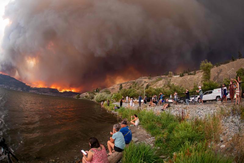 Así son los incendios que desde hace un año golpean Canadá