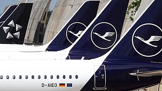 Más de 100.000 pasajeros sin vuelo por la huelga del personal de tierra de Lufthansa en Alemania