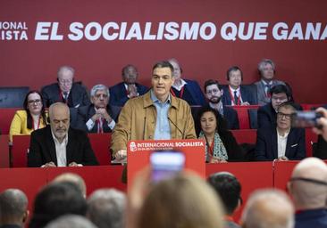 «El partido puede irse al abismo», alertan los socialistas alejados de la línea oficial