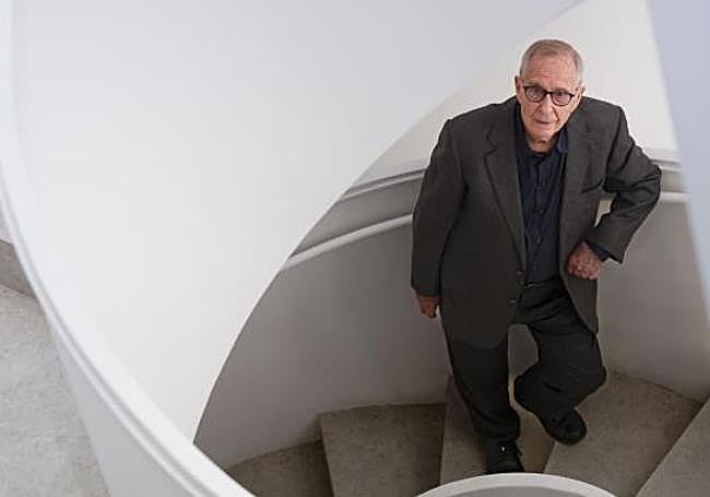 El artista valenciano Manolo Valdés