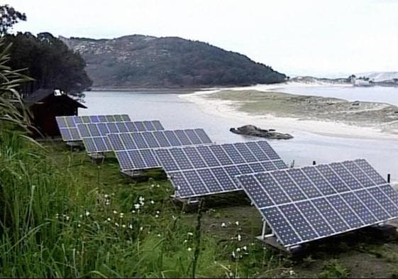 Despliegue de placas solares en el norte de España.