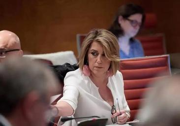 Susana Díaz impulsa un manifiesto para echar del PSOE a los 'puteros'