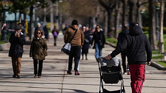Solo la mitad de los padres guarda semanas para el bebé cuando la madre retorna al trabajo
