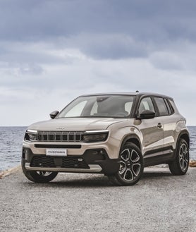 Imagen secundaria 2 - Jeep Avenger e-Hybrid, el americano más italiano se electrifica