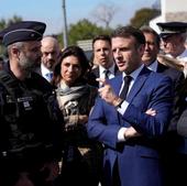 Macron lanza desde Marsella una ambiciosa operación contra el narcotráfico en Francia