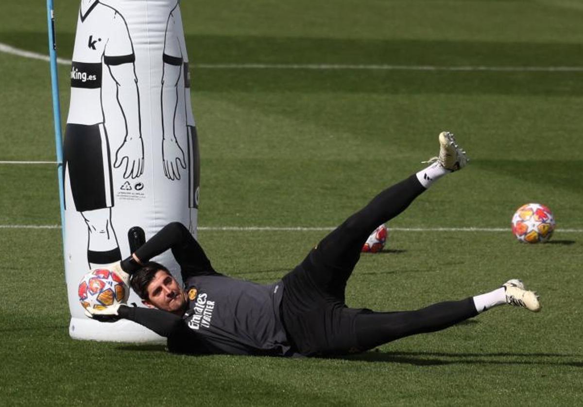 Thibaut Courtois, durante un entrenamiento del Real Madrid.