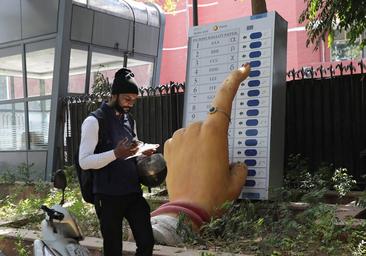 Mil millones de votos, las elecciones más largas del mundo se celebran en India