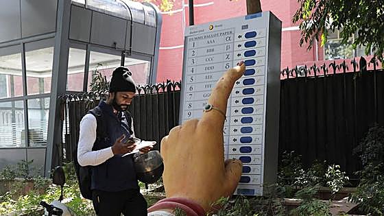 Mil millones de votos, las elecciones más largas del mundo se celebran en India
