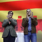 Pedro Sánchez y Salvador illa el pasado día 18, en la proclamación del primer secretario del PSC como candidato a las elecciones del 12 de mayo en Cataluña.