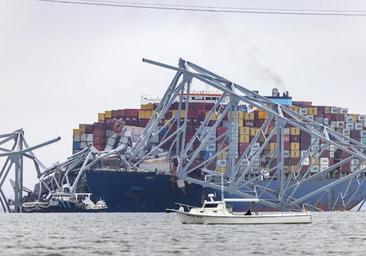 Hallan los cuerpos de dos de los trabajadores desaparecidos por el derrumbe del puente en Baltimore